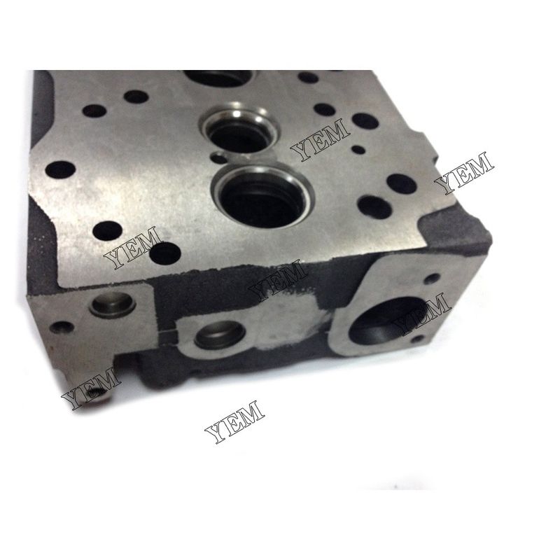 B3.3 Cylinder Head For Cummins Engine Spare Parts Genuine